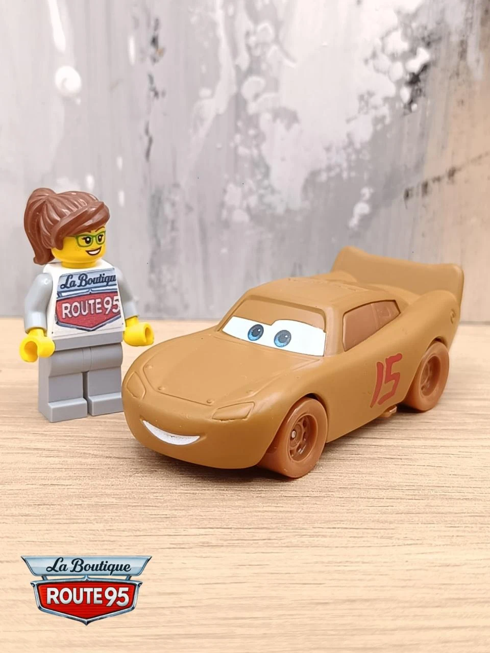 Voiture Cars Flash McQueen - Jouet neuf (CAS01)